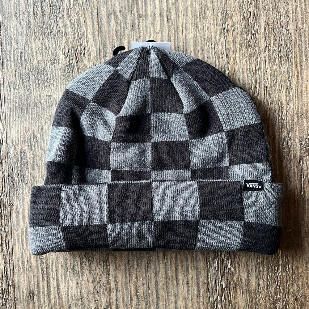 Vans “Turfwood” beanie. Black and Gray checkered. NWT